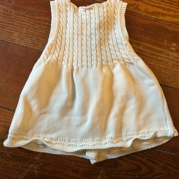 Knit Daisy Spring Dress - Picture 2 of 3